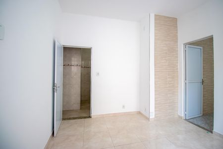 Sala de casa para alugar com 2 quartos, 60m² em Olaria, Rio de Janeiro