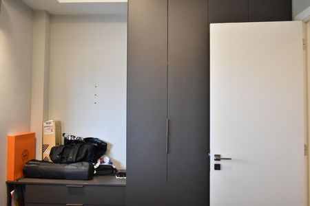 Apartamento à venda com 74m², 2 quartos e 2 vagasQuarto
