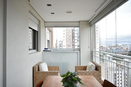Apartamento à venda com 74m², 2 quartos e 2 vagasSacada
