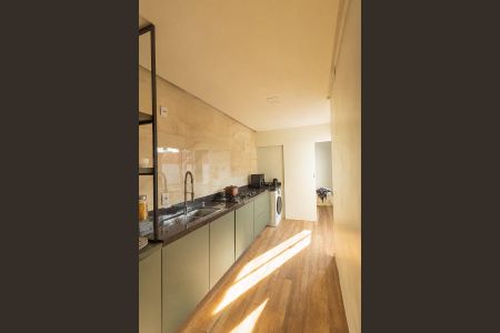 Casa de condomínio para alugar com 67m², 2 quartos e 2 vagas Casa de condomínio para alugar com 67m², 2 quartos e 2 vagasCozinha e Área de Serviço