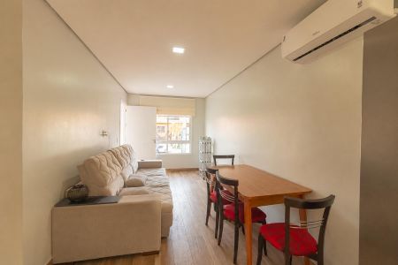 Sala de casa de condomínio para alugar com 2 quartos, 67m² em Distrito Industrial, Cachoeirinha
