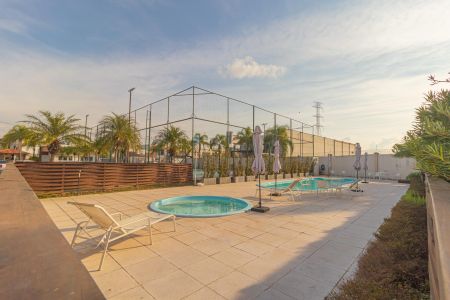 Casa de condomínio para alugar com 67m², 2 quartos e 2 vagas Casa de condomínio para alugar com 67m², 2 quartos e 2 vagasÁrea comum - Piscina
