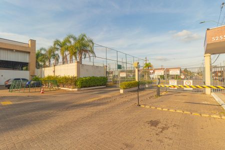 Casa de condomínio para alugar com 67m², 2 quartos e 2 vagas Casa de condomínio para alugar com 67m², 2 quartos e 2 vagasPortaria