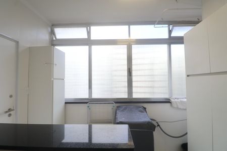 Apartamento para alugar com 130m², 3 quartos e 1 vaga Apartamento para alugar com 130m², 3 quartos e 1 vagaÁrea de Serviço