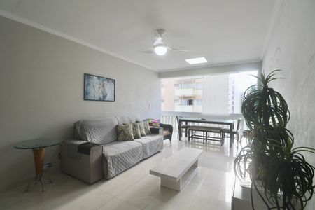 Apartamento para alugar com 130m², 3 quartos e 1 vaga Apartamento para alugar com 130m², 3 quartos e 1 vagaSala