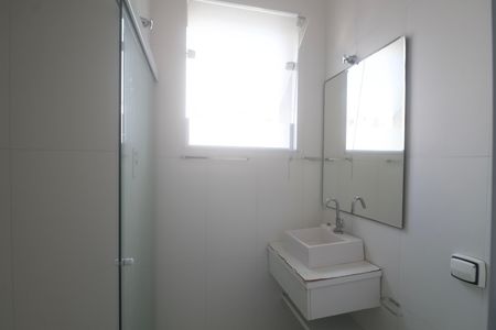 Apartamento para alugar com 130m², 3 quartos e 1 vaga Apartamento para alugar com 130m², 3 quartos e 1 vagaBanheiro Suíte