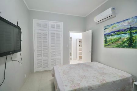 Apartamento para alugar com 130m², 3 quartos e 1 vaga Apartamento para alugar com 130m², 3 quartos e 1 vagaQuarto