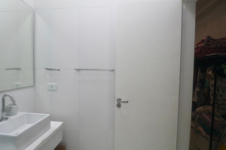 Apartamento para alugar com 130m², 3 quartos e 1 vaga Apartamento para alugar com 130m², 3 quartos e 1 vagaBanheiro Suíte 2