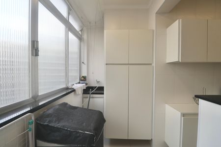 Apartamento para alugar com 130m², 3 quartos e 1 vaga Apartamento para alugar com 130m², 3 quartos e 1 vagaÁrea de Serviço
