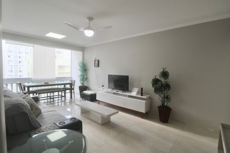 Apartamento para alugar com 130m², 3 quartos e 1 vaga Apartamento para alugar com 130m², 3 quartos e 1 vagaSala