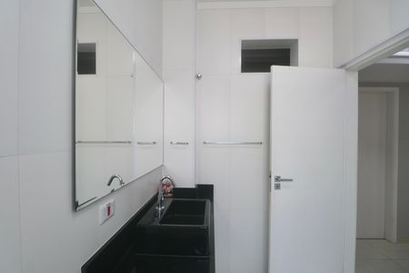 Apartamento para alugar com 130m², 3 quartos e 1 vaga Apartamento para alugar com 130m², 3 quartos e 1 vagaBanheiro Social