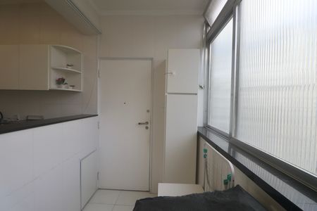 Apartamento para alugar com 130m², 3 quartos e 1 vaga Apartamento para alugar com 130m², 3 quartos e 1 vagaÁrea de Serviço