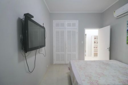 Apartamento para alugar com 130m², 3 quartos e 1 vaga Apartamento para alugar com 130m², 3 quartos e 1 vagaQuarto