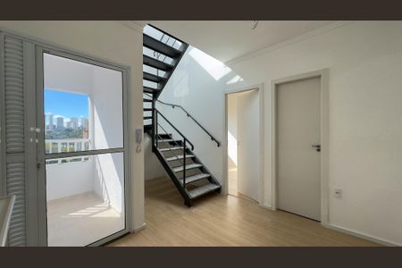 Sala e Cozinha de apartamento para alugar com 1 quarto, 57m² em Santo Amaro, São Paulo