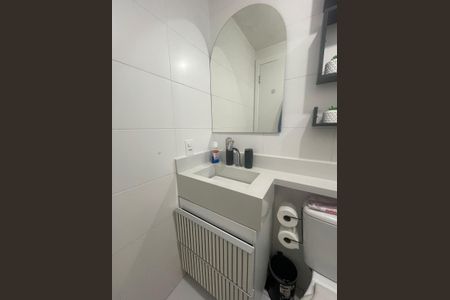 Apartamento à venda com 34m², 2 quartos e sem vaga Apartamento à venda com 34m², 2 quartos e sem vagaBanheiro