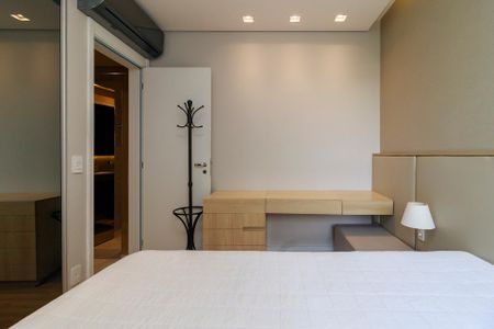 Apartamento para alugar com 68m², 1 quarto e 1 vaga Apartamento para alugar com 68m², 1 quarto e 1 vagaSuíte