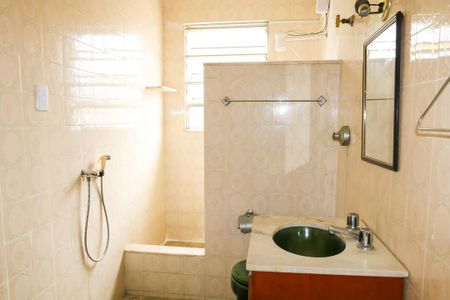Casa de condomínio para alugar com 80m², 2 quartos e sem vagaBanheiro  1º Pavimento