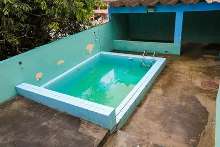 Casa de condomínio para alugar com 80m², 2 quartos e sem vagaÁrea comum - Piscina