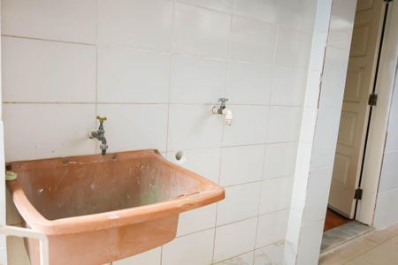 Casa de condomínio para alugar com 80m², 2 quartos e sem vagaÁrea de Serviço 1º Pavimento