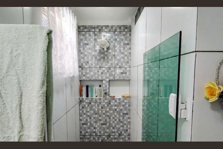 Casa para alugar com 298m², 4 quartos e 2 vagas Casa para alugar com 298m², 4 quartos e 2 vagasBanheiro