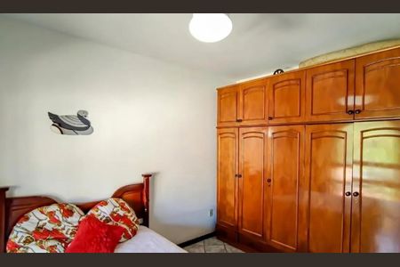 Casa para alugar com 298m², 4 quartos e 2 vagas Casa para alugar com 298m², 4 quartos e 2 vagasQuarto