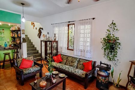 Casa para alugar com 298m², 4 quartos e 2 vagas Casa para alugar com 298m², 4 quartos e 2 vagasSala