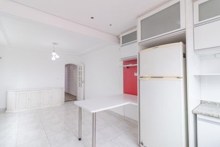 Casa para alugar com 300m², 3 quartos e 4 vagas Casa para alugar com 300m², 3 quartos e 4 vagasCozinha