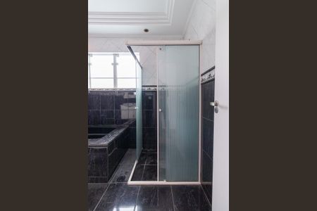 Casa para alugar com 300m², 3 quartos e 4 vagas Casa para alugar com 300m², 3 quartos e 4 vagasBanheiro da Quarto 3 - Suíte