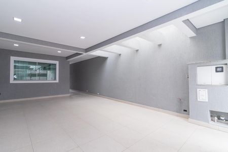 Casa para alugar com 300m², 3 quartos e 4 vagas Casa para alugar com 300m², 3 quartos e 4 vagasGaragem