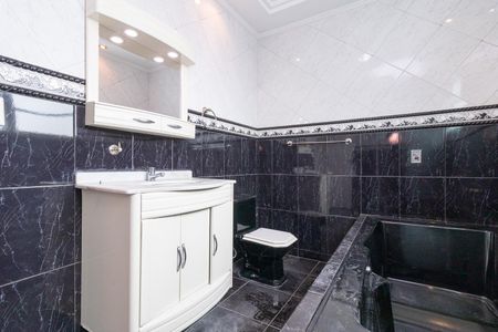 Casa para alugar com 300m², 3 quartos e 4 vagas Casa para alugar com 300m², 3 quartos e 4 vagasBanheiro da Quarto 3 - Suíte