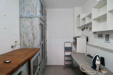 Quarto de Serviço de apartamento para alugar com 3 quartos, 100m² em Centro, Guarujá