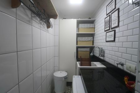 Área de Serviço de apartamento para alugar com 3 quartos, 100m² em Centro, Guarujá