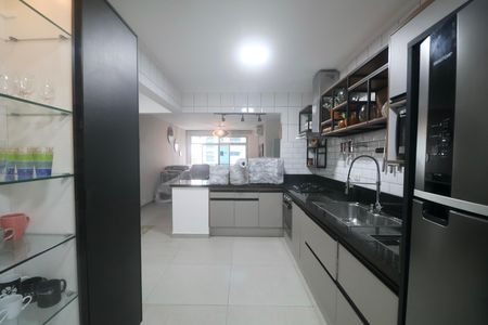 Apartamento para alugar com 100m², 3 quartos e 1 vaga Apartamento para alugar com 100m², 3 quartos e 1 vagaCozinha