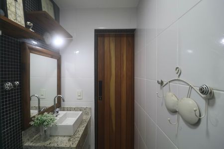 Apartamento para alugar com 100m², 3 quartos e 1 vaga Apartamento para alugar com 100m², 3 quartos e 1 vagaBanheiro Social