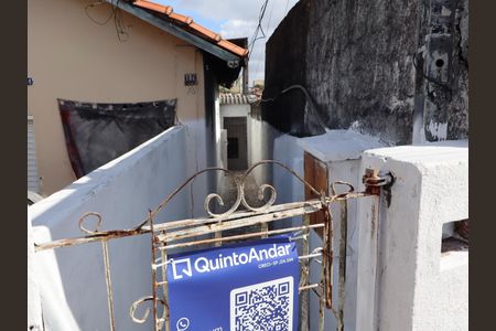 Casa para alugar com 90m², 2 quartos e sem vagaFachada e portão