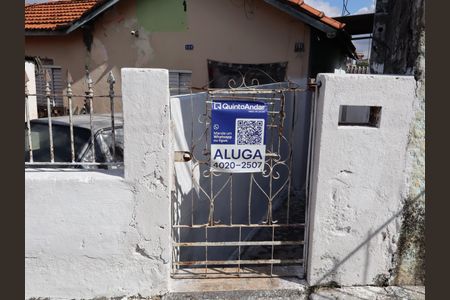 Casa para alugar com 90m², 2 quartos e sem vagaFachada