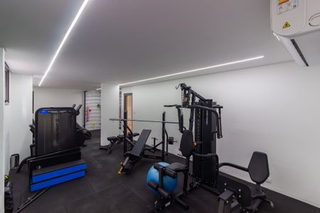 Apartamento à venda com 96m², 2 quartos e 1 vaga Apartamento à venda com 96m², 2 quartos e 1 vagaÁrea comum - Academia