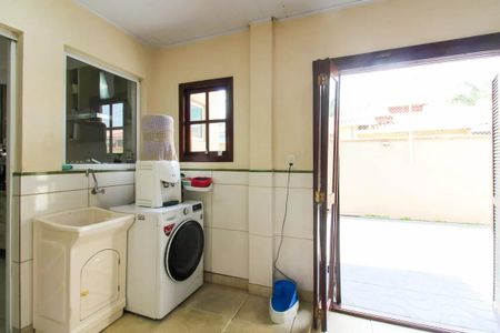 Casa para alugar com 169m², 3 quartos e 3 vagas Casa para alugar com 169m², 3 quartos e 3 vagasÁrea de serviço