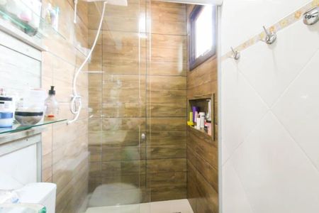 Casa para alugar com 169m², 3 quartos e 3 vagas Casa para alugar com 169m², 3 quartos e 3 vagasBanheiro 1