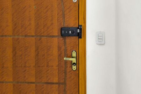 Apartamento para alugar com 94m², 2 quartos e 1 vaga Apartamento para alugar com 94m², 2 quartos e 1 vagaFechadura eletrônica