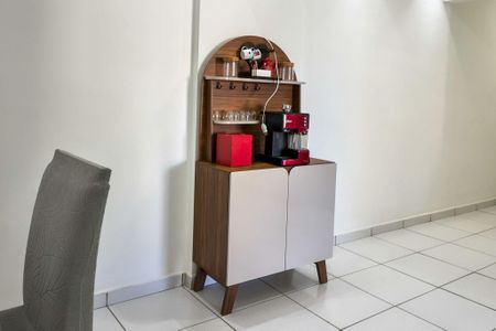 Apartamento para alugar com 94m², 2 quartos e 1 vaga Apartamento para alugar com 94m², 2 quartos e 1 vagaSala