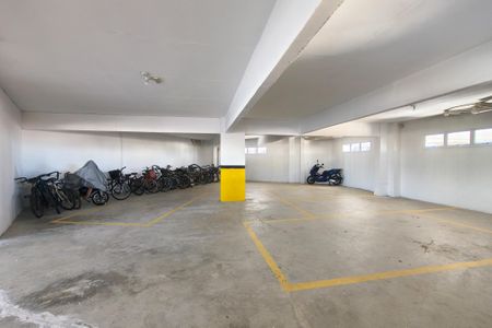Apartamento para alugar com 94m², 2 quartos e 1 vaga Apartamento para alugar com 94m², 2 quartos e 1 vagaGaragem