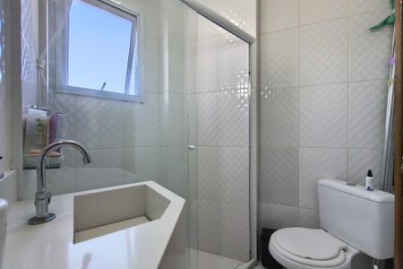 Apartamento para alugar com 94m², 2 quartos e 1 vaga Apartamento para alugar com 94m², 2 quartos e 1 vagaBanheiro da Suíte