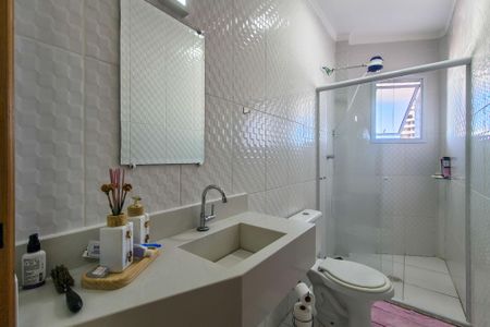 Apartamento para alugar com 94m², 2 quartos e 1 vaga Apartamento para alugar com 94m², 2 quartos e 1 vagaBanheiro