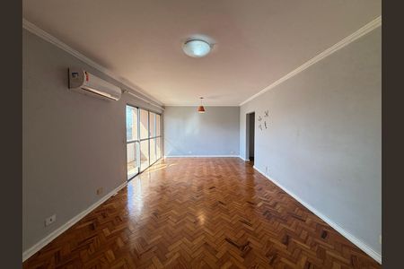 Apartamento à venda com 120m², 3 quartos e 2 vagas Apartamento à venda com 120m², 3 quartos e 2 vagasSala