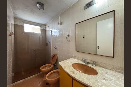 Apartamento à venda com 120m², 3 quartos e 2 vagas Apartamento à venda com 120m², 3 quartos e 2 vagasBanheiro