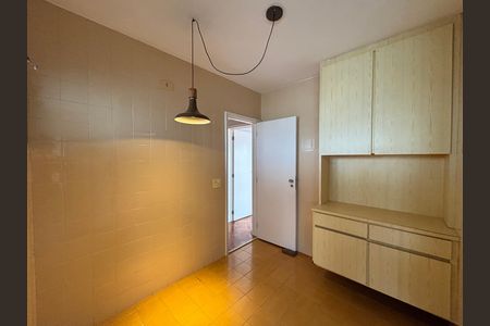 Apartamento à venda com 120m², 3 quartos e 2 vagas Apartamento à venda com 120m², 3 quartos e 2 vagasCozinha