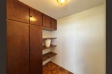 Apartamento à venda com 120m², 3 quartos e 2 vagas Apartamento à venda com 120m², 3 quartos e 2 vagasDespensa
