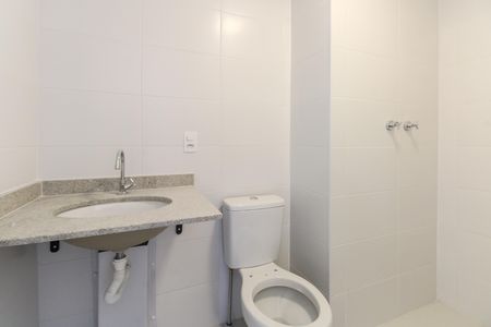 Apartamento à venda com 68m², 2 quartos e 1 vaga Apartamento à venda com 68m², 2 quartos e 1 vagaBanheiro Social