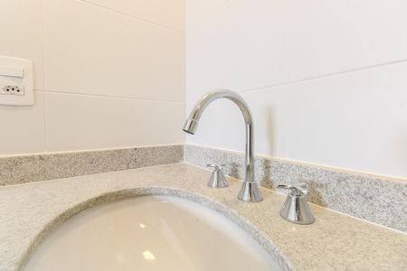 Apartamento à venda com 68m², 2 quartos e 1 vaga Apartamento à venda com 68m², 2 quartos e 1 vagaBanheiro Suíte